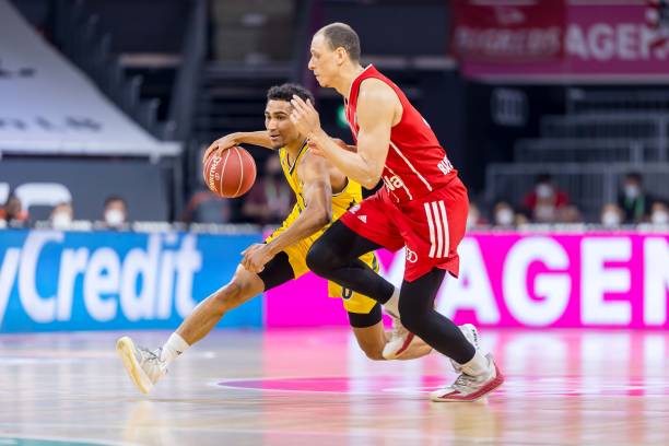 脚下技术和 脚下技术和