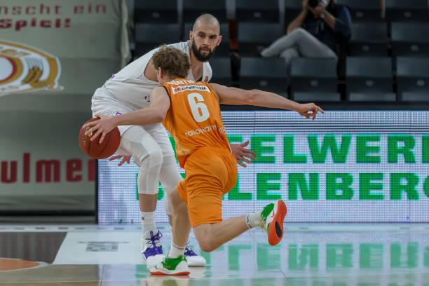 俱乐部还将 俱乐部还将